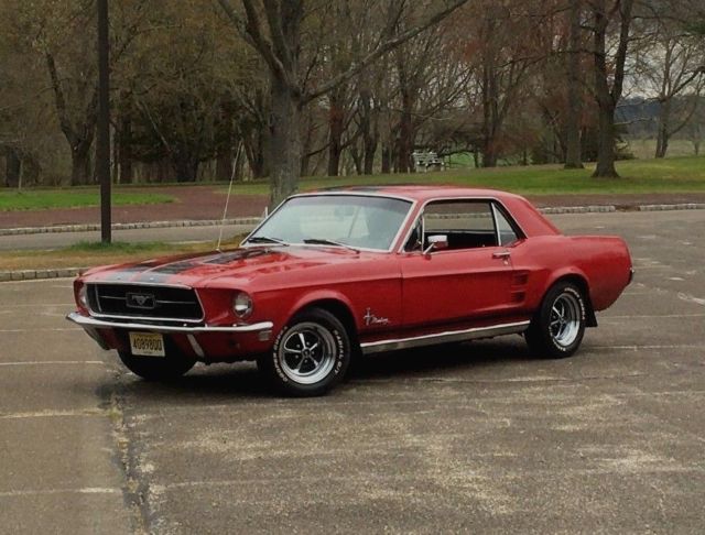 1967 Ford Mustang 289 V8, rebuilt engine, beautiful daily driver 1967 Ford Mustang