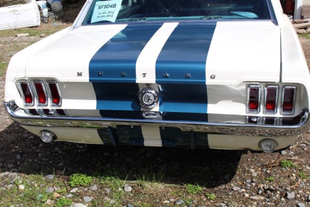 1967 Ford Mustang coupe - photo 2