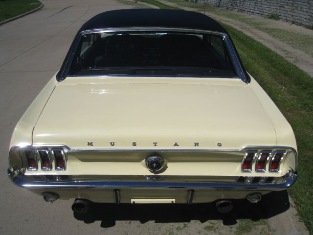 1967 Ford Mustang GT - photo 10