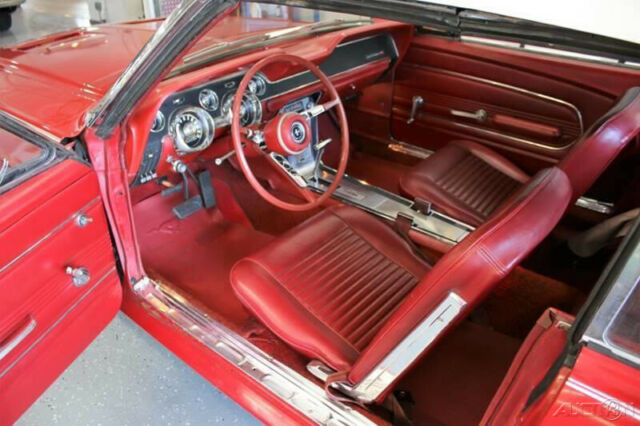 1967 Ford Mustang Convertible - photo 8