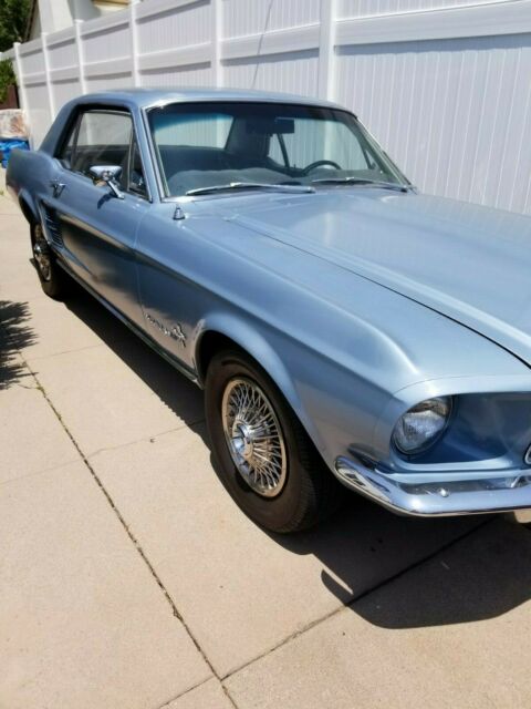 1967 ford mustang base, runs and drives great, clean title. CA car, collector !! 1967 Ford Mustang coupe