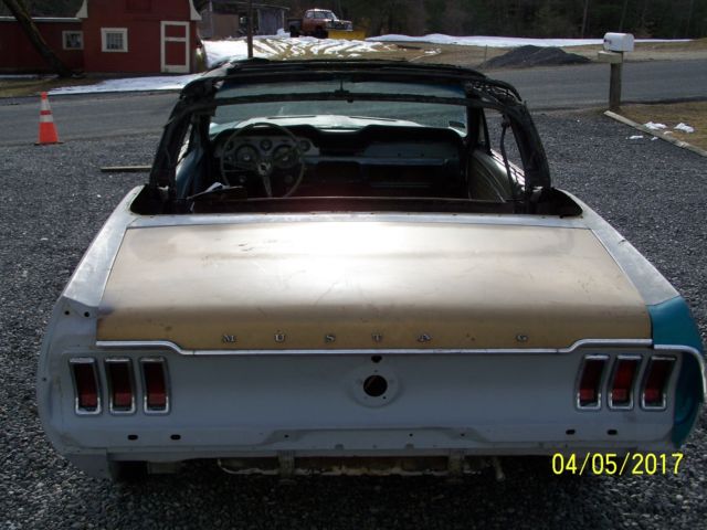 1967 Ford Mustang CONVERTIBLE - photo 3