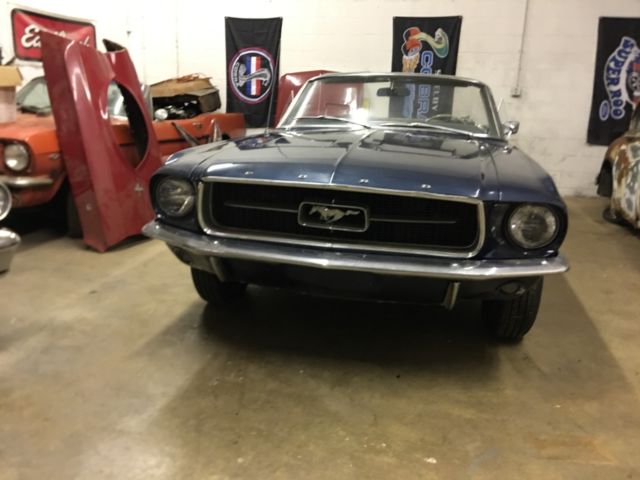 1967 Ford Mustang Convertible - photo 2