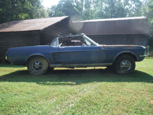 1967 Ford Mustang convertible - photo 2
