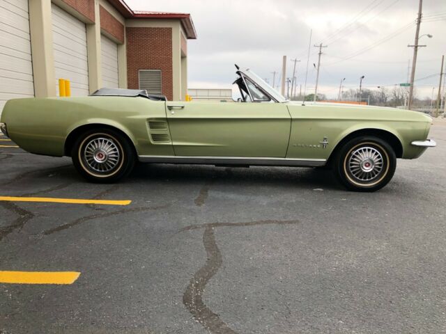 1967 Ford Mustang Convertible Factory V8 1967 Ford Mustang 2 door