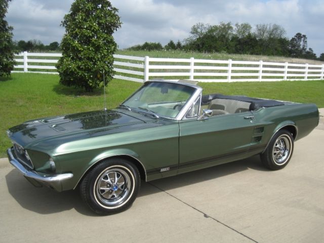1967 Ford Mustang GTA Convertible - photo 6