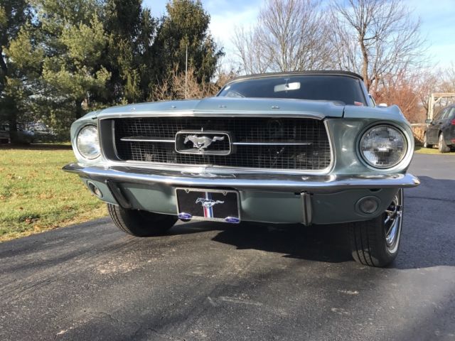 1967 Ford Mustang Convertible - Loaded with Options 1967 Ford Mustang