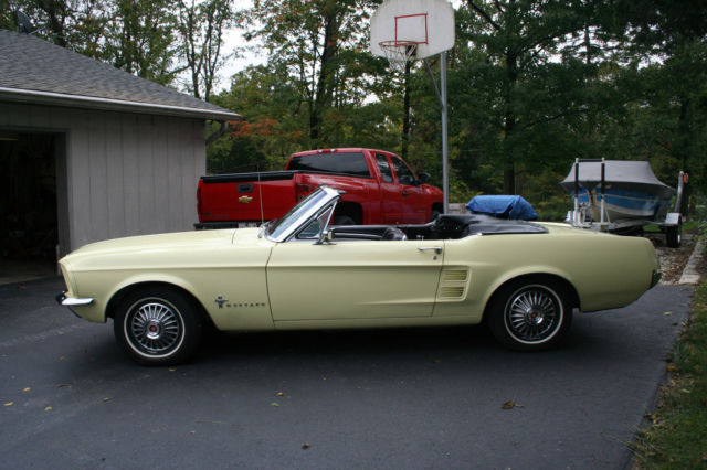 1967 Ford Mustang Convertible, Mustang, Mustang Convertible, 1968 Mustang 1967 Ford Mustang Deluxe interior