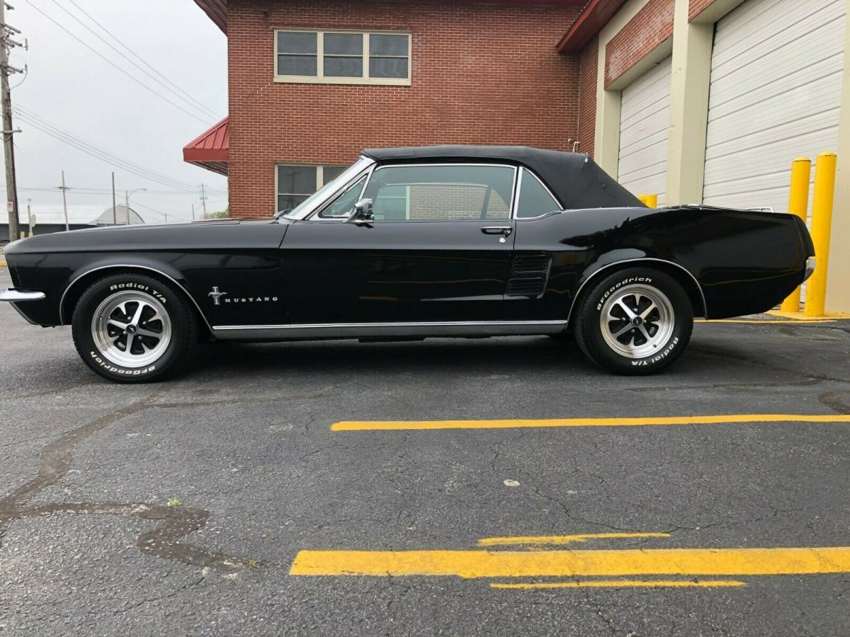 1967 Ford Mustang 2 door - photo 2