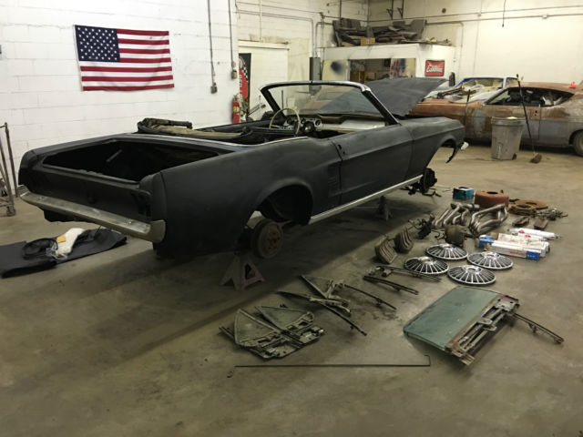 1967 FORD MUSTANG CONVERTIBLE V-8 4 SPEED SETUP FACTORY POWER FRONT DISC 1967 Ford Mustang