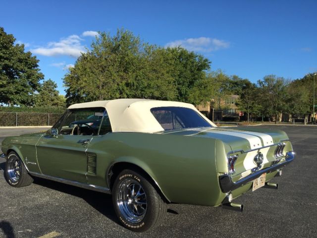 1967 Ford Mustang Convertible - photo 7