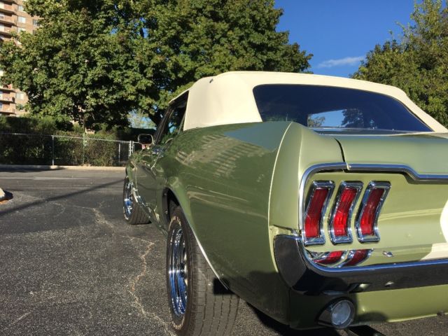 1967 Ford Mustang Convertible - photo 8