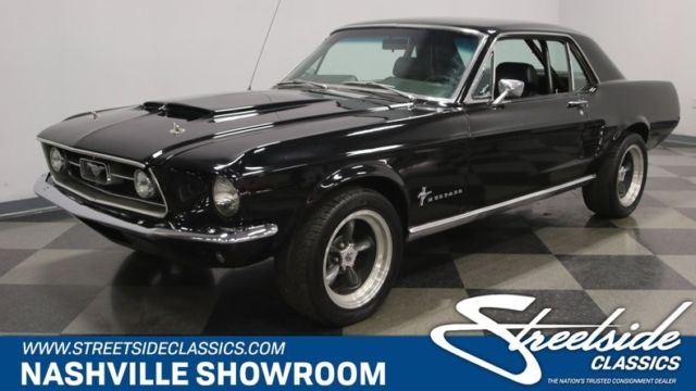 1967 Ford Mustang --