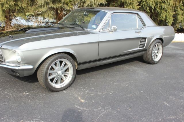 1967 Ford Mustang Restomod Coupe - photo 3