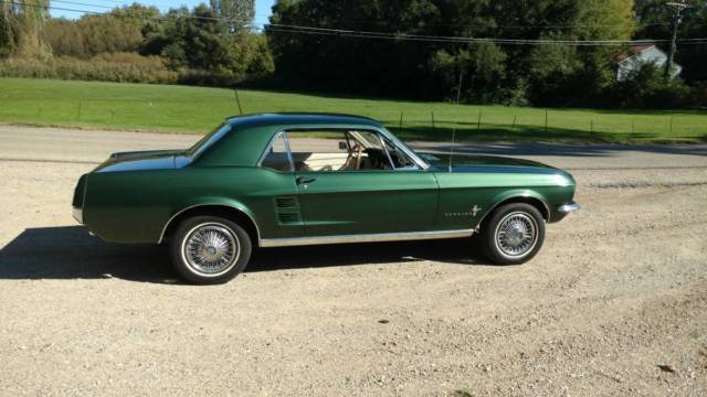 1967 Ford Mustang Deluxe - photo 2