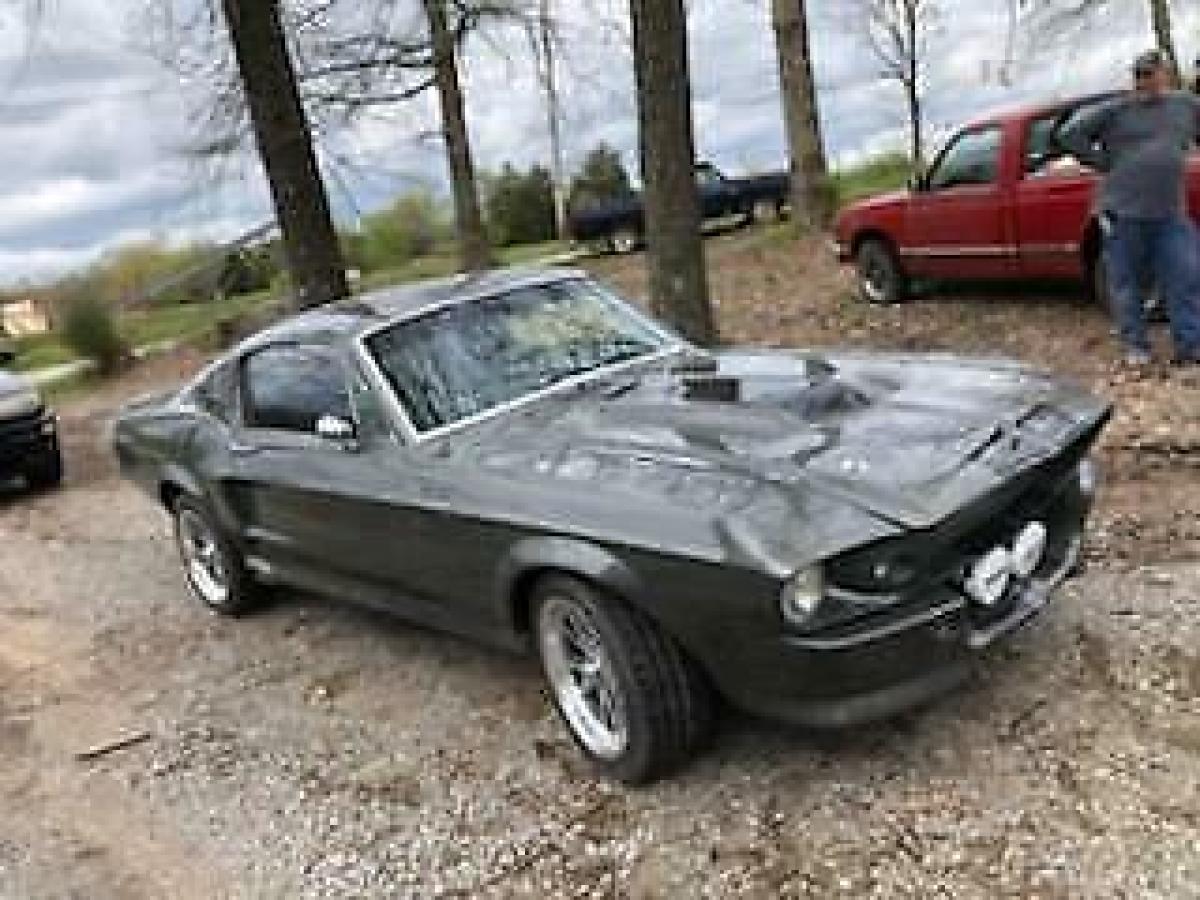 1967 Ford ford coupe / fastback - photo 2