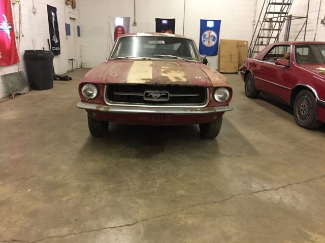 1967 Ford Mustang 390 BIG BLOCK 4 SPEED TACH CANDY APPLE RED - photo 5