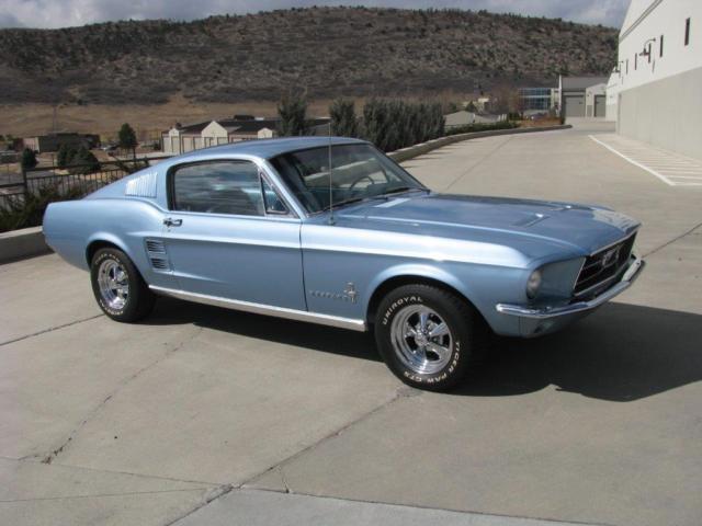 1967 Ford Mustang Fastback - photo 2