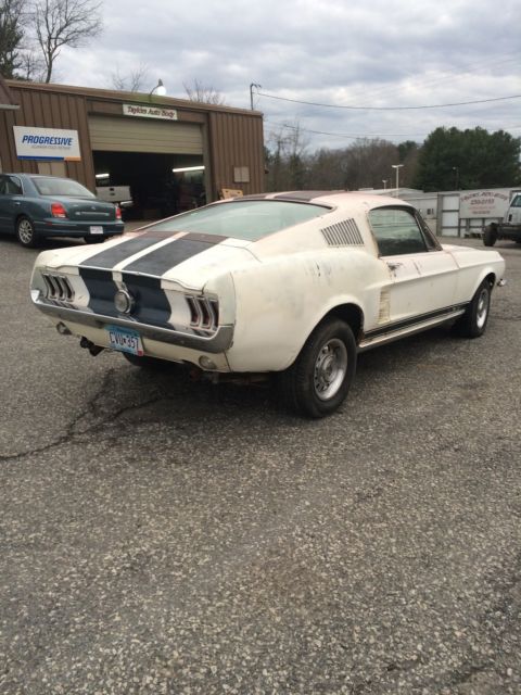 1967 Ford Mustang GT - photo 4