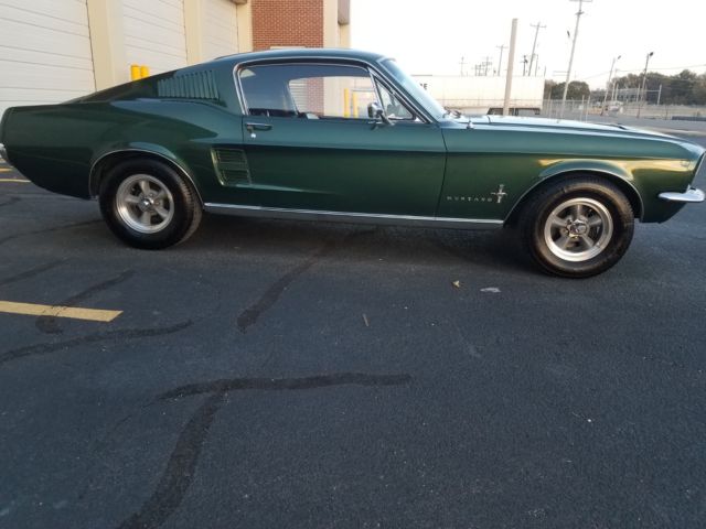 1967 Ford Mustang Fastback Bullit Clone 1967 Ford Mustang 2 door
