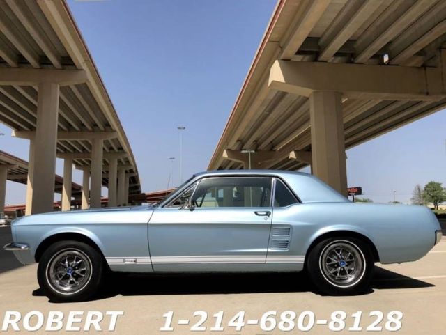 1967 Ford Mustang GT 390 GTA BIG BLOCK 1 OF 1 DELUXE INTERIOR - photo 2