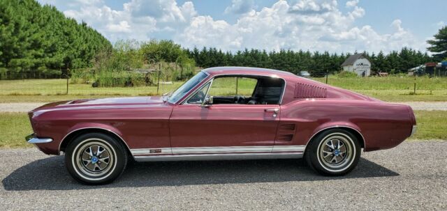 1967 Ford Mustang 2+2 Fastback - photo 2
