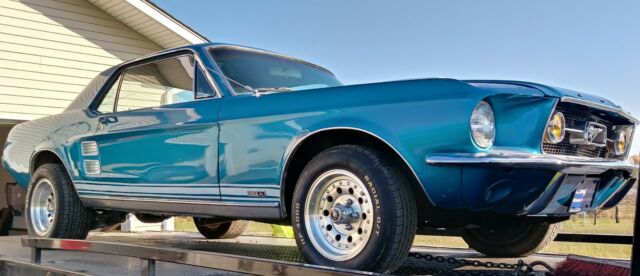 1967 Ford Mustang GTA - photo 2
