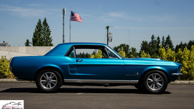 1967 Ford Mustang - photo 2
