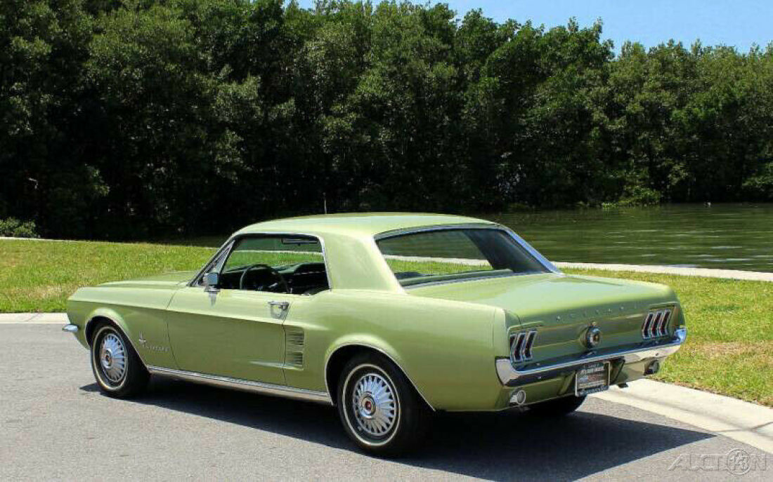 1967 Ford Mustang 1 of only 4,403 produced with a 390 V8 Automatic C6 - photo 4