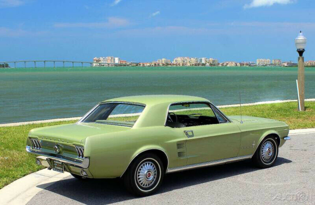 1967 Ford Mustang 1 of only 4,403 produced with a 390 V8 Automatic C6 - photo 6