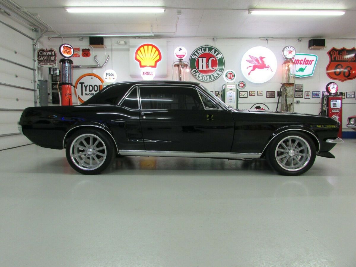 1967 FORD MUSTANG PRO MOD SPT COUPE / FULL RESTORATION / HI PERFORMANCE / VIDEO 1967 Ford Mustang PRO MOD / PRO TOURING
