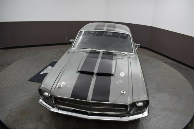 1967 Ford Mustang - photo 2
