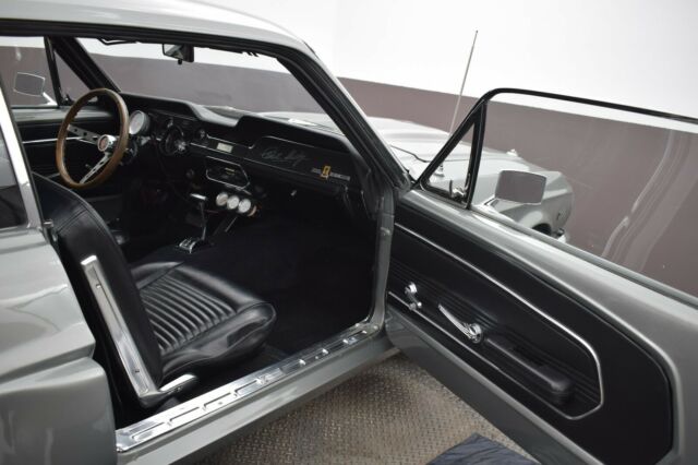 1967 Ford Mustang - photo 4