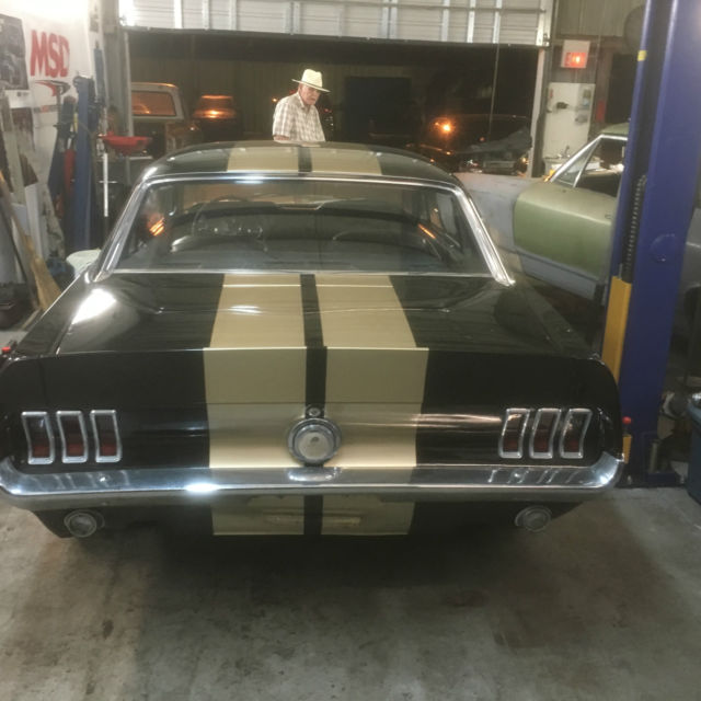 1967 Ford Mustang - photo 2
