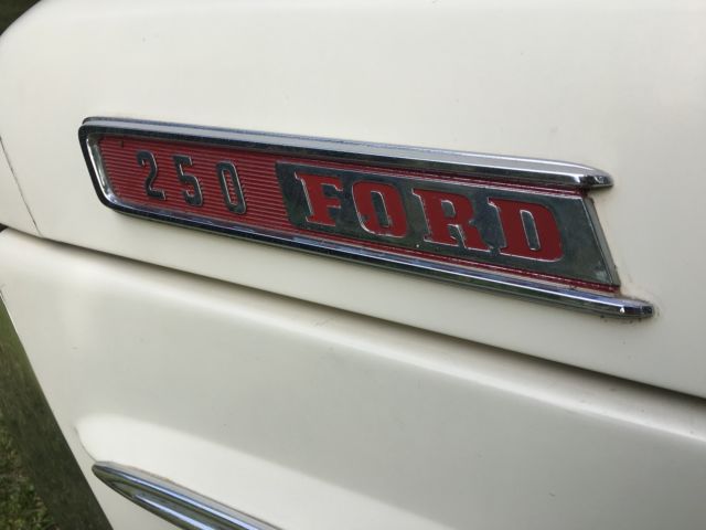 1967 Ford F-250 Custom Cab - photo 11