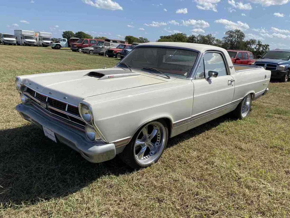 1967 Ford Ranchero Pickup White RWD Automatic 500 1967 Ford Ranchero 500