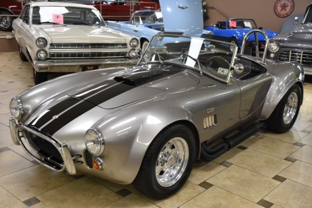 1967 Ford Shelby Cobra 351C.I. 5-speed 0 Frost Titanium w/ Black Stripes Roadste 1967 Ford Mustang 351C.I. 5-speed
