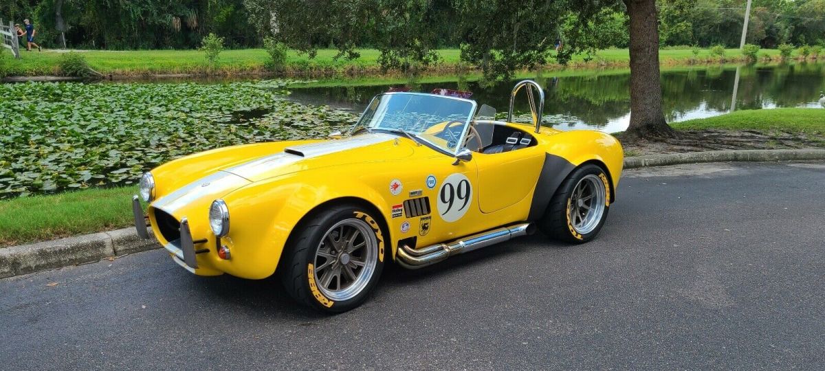 1967 Ford Shelby Cobra convertible - photo 12
