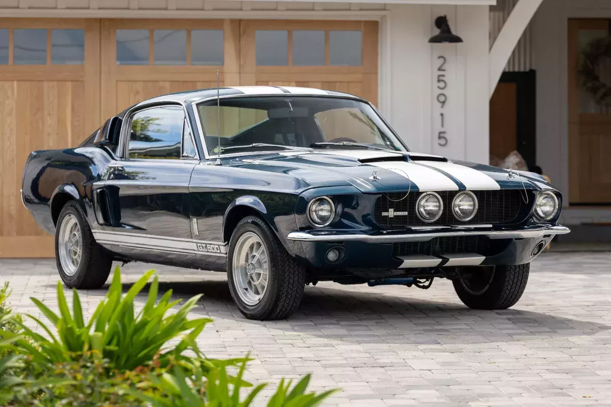 1967 Ford Shelby Mustang GT500 #1818 (Signed by Carrol Shelby) *ONLY 21k Miles* 1967 Shelby Mustang