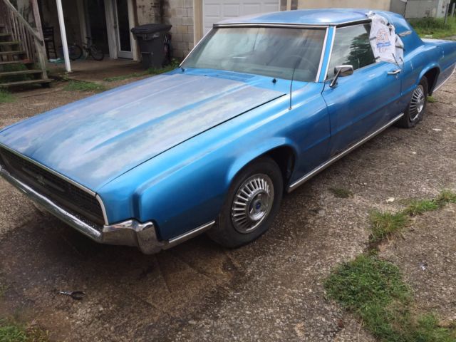 1967 Ford Thunderbird Two Door Sport Coupe 390 V8 1967 Ford Thunderbird