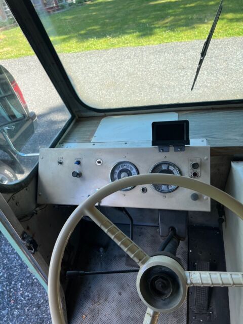 1967 Ford Van step van - photo 8