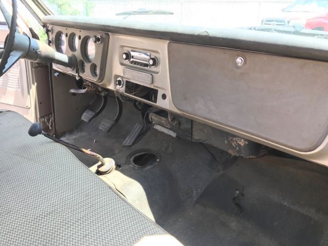 1967 Chevrolet C-10 - photo 2