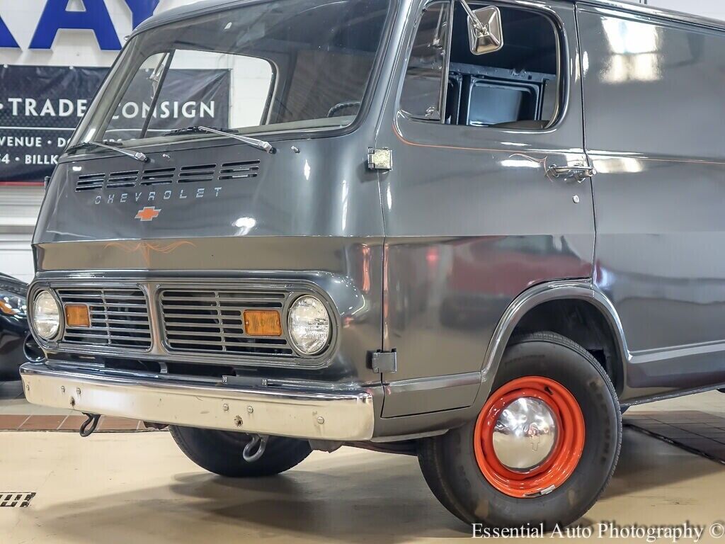 1967 GMC Handi Van - photo 3