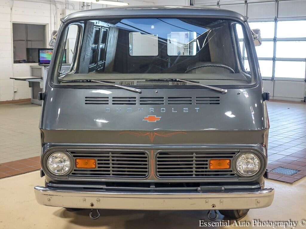 1967 GMC Handi Van - photo 6