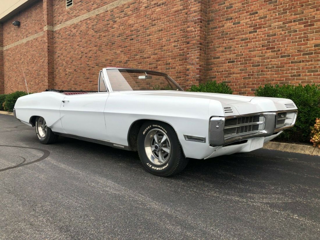 1967 Pontiac Grand Prix - photo 2