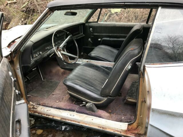 1967 Pontiac Grand Prix - photo 2