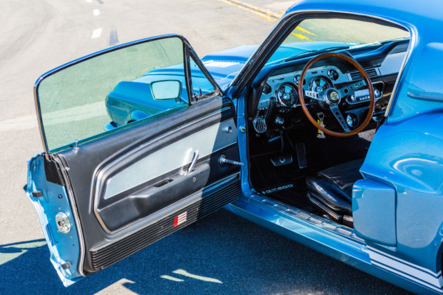 1967 Shelby Cobra GT 500 - photo 6