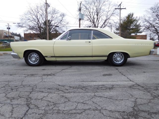 1967 Ford Fairlane - photo 2