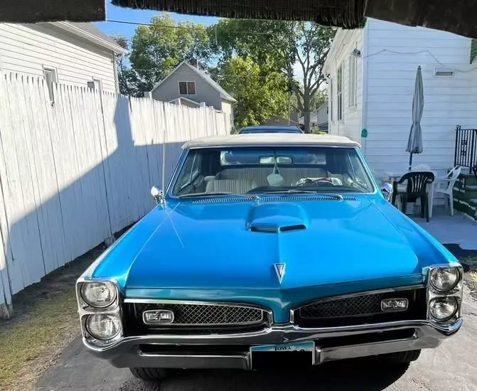 1967 Gto Convertible 400 4b carb 4spd Muncie 42k org miles on car 1967 Pontiac GTO