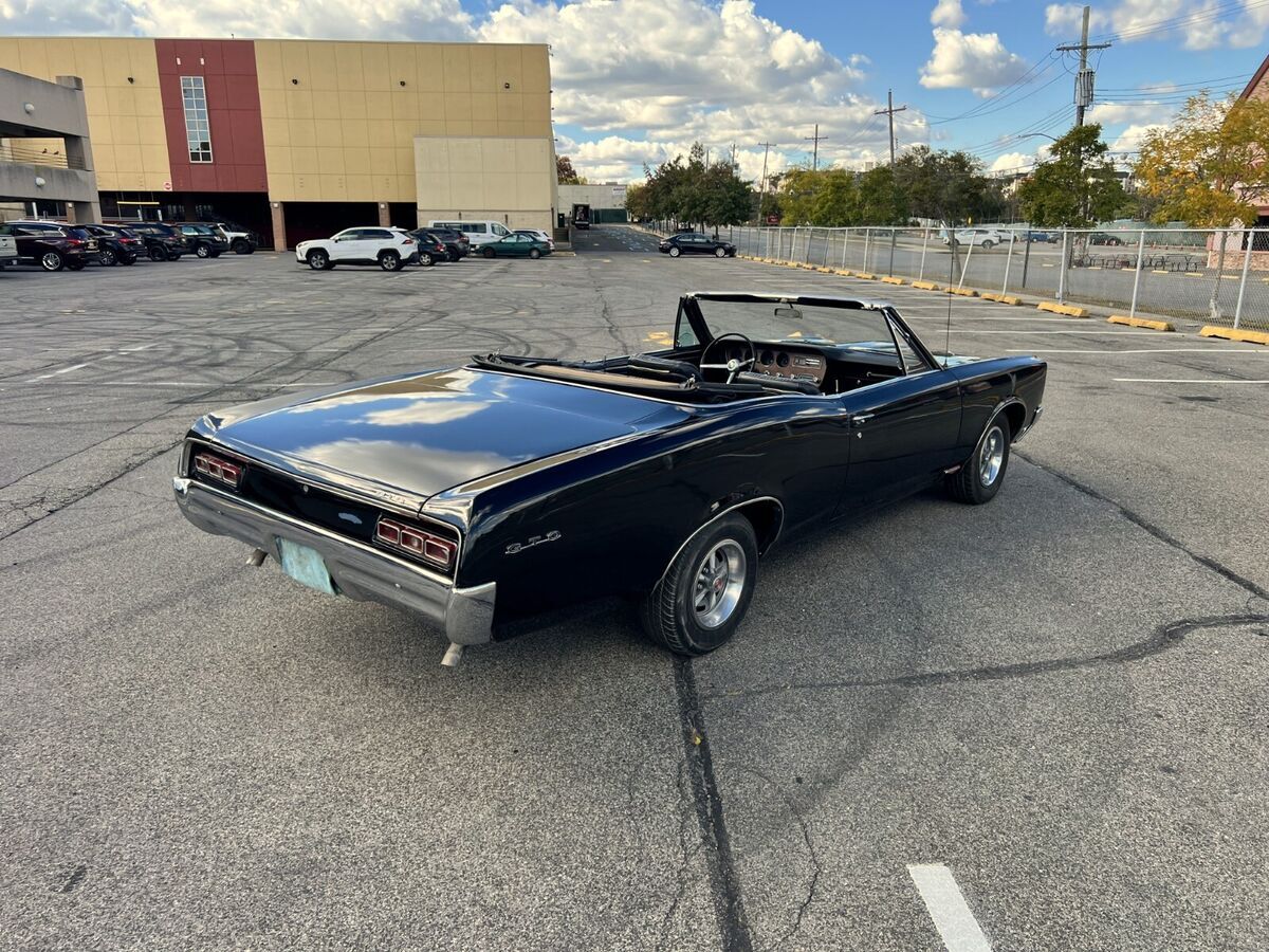 1967 Pontiac GTO Convertible - photo 3